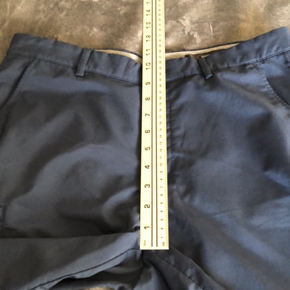 Men’s size 32 Greg Norman navy blue shorts - Picture 12 of 12